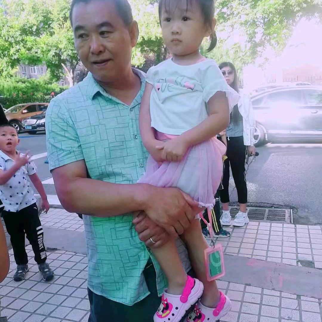 刘佳怡