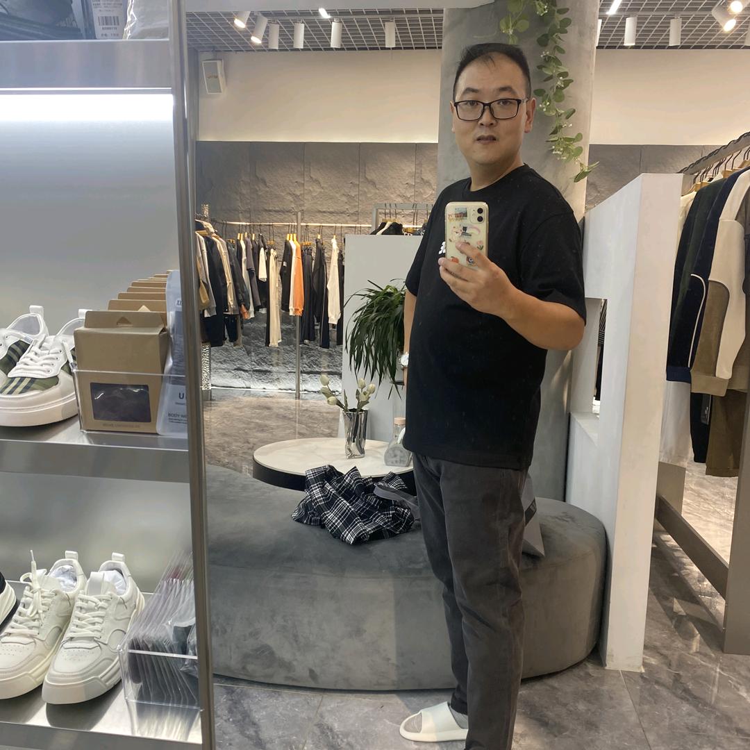 ❦༺叶༒子༻❦