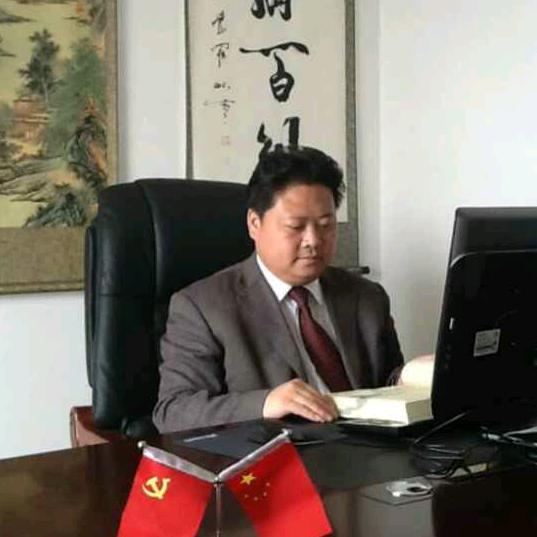 我们俩同年