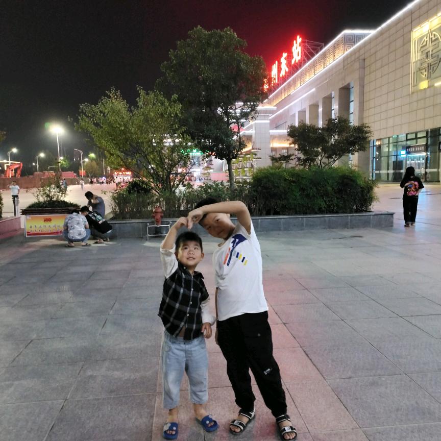 俊泽麻麻