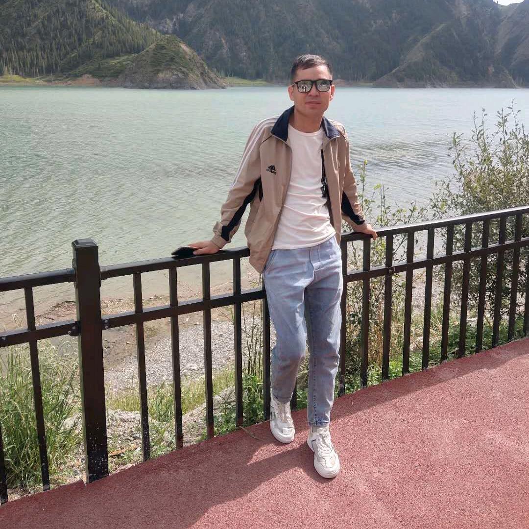 轮台县双剪刀理发店