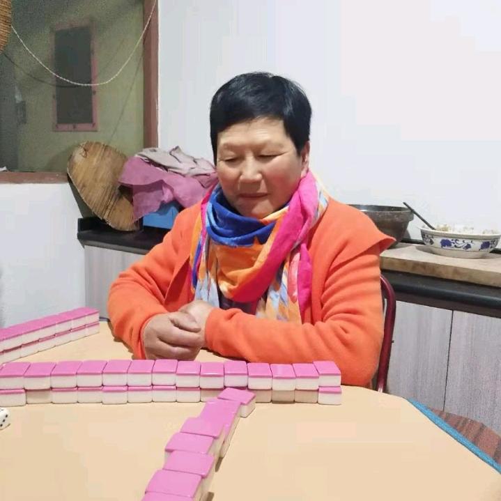 杨俊江