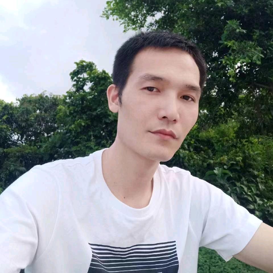 李 德 发