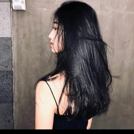 强颜欢笑💓