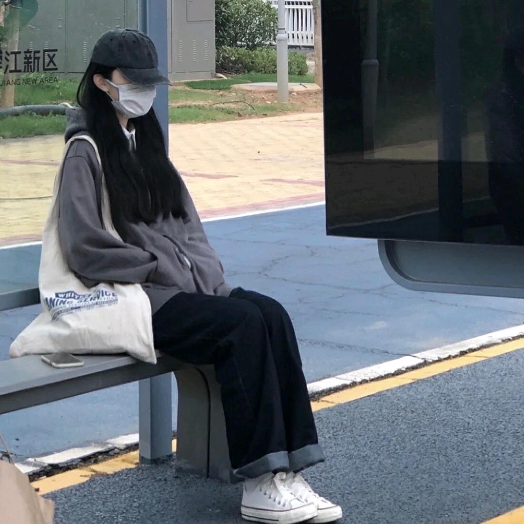 江离爱吃青