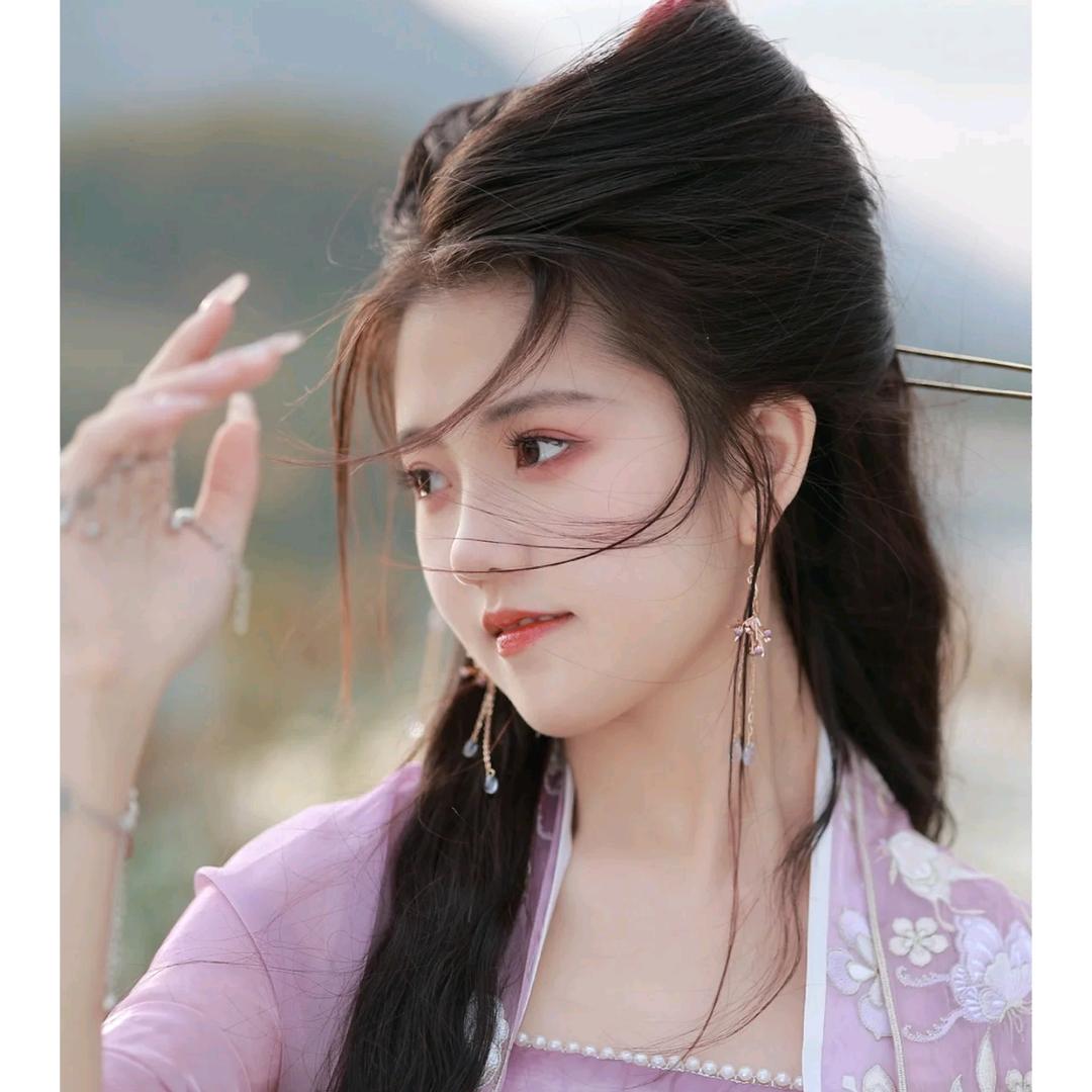 明懿（宥拉铁粉）