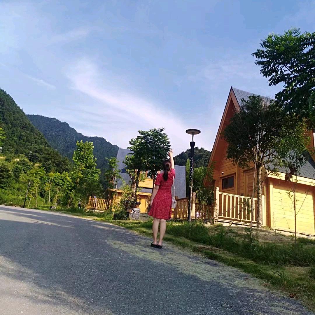 欧阳辉辉