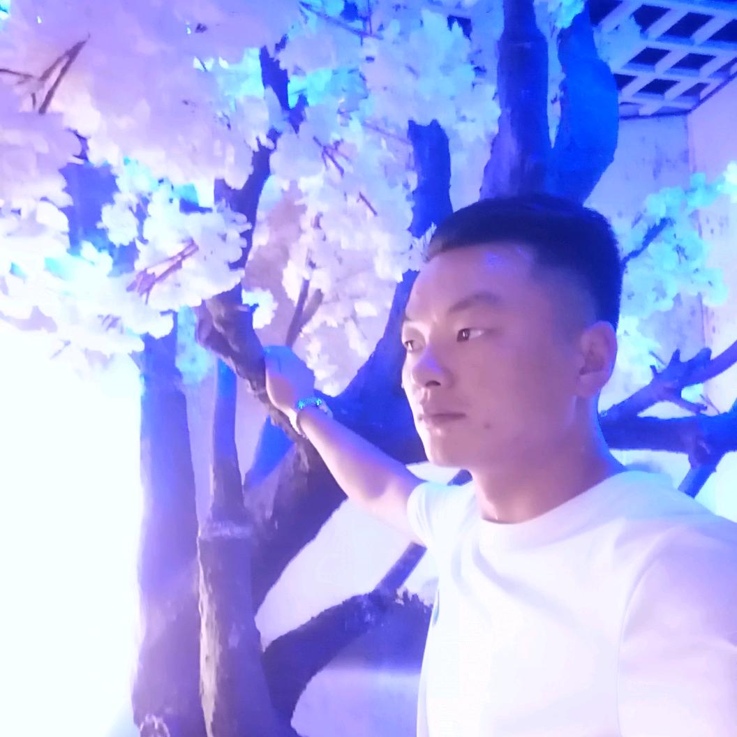 9  0后车夫
