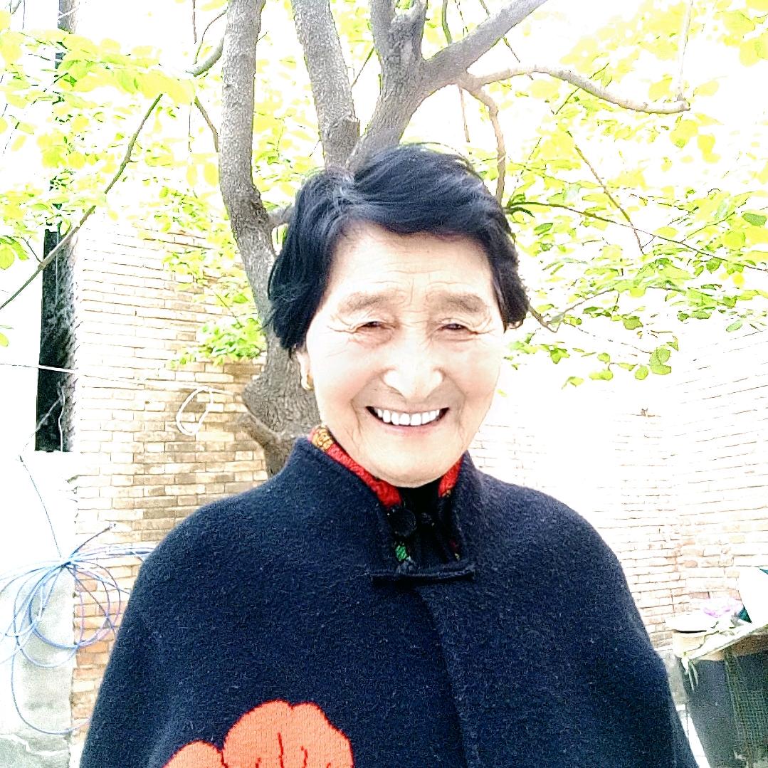 清风拂面，
