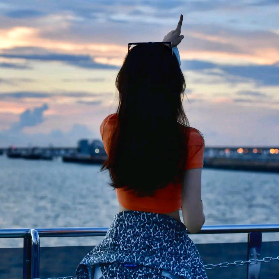自娱自乐家👀
