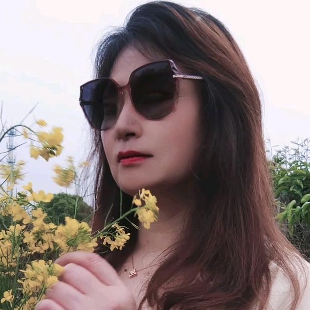 平淡的女人🌹