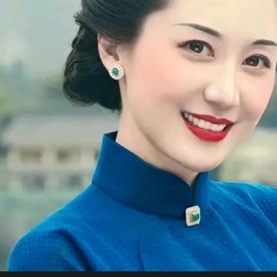 秋月（单身小姐姐）