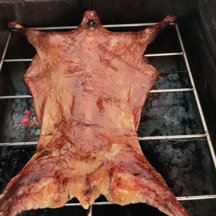 老岳烤全羊