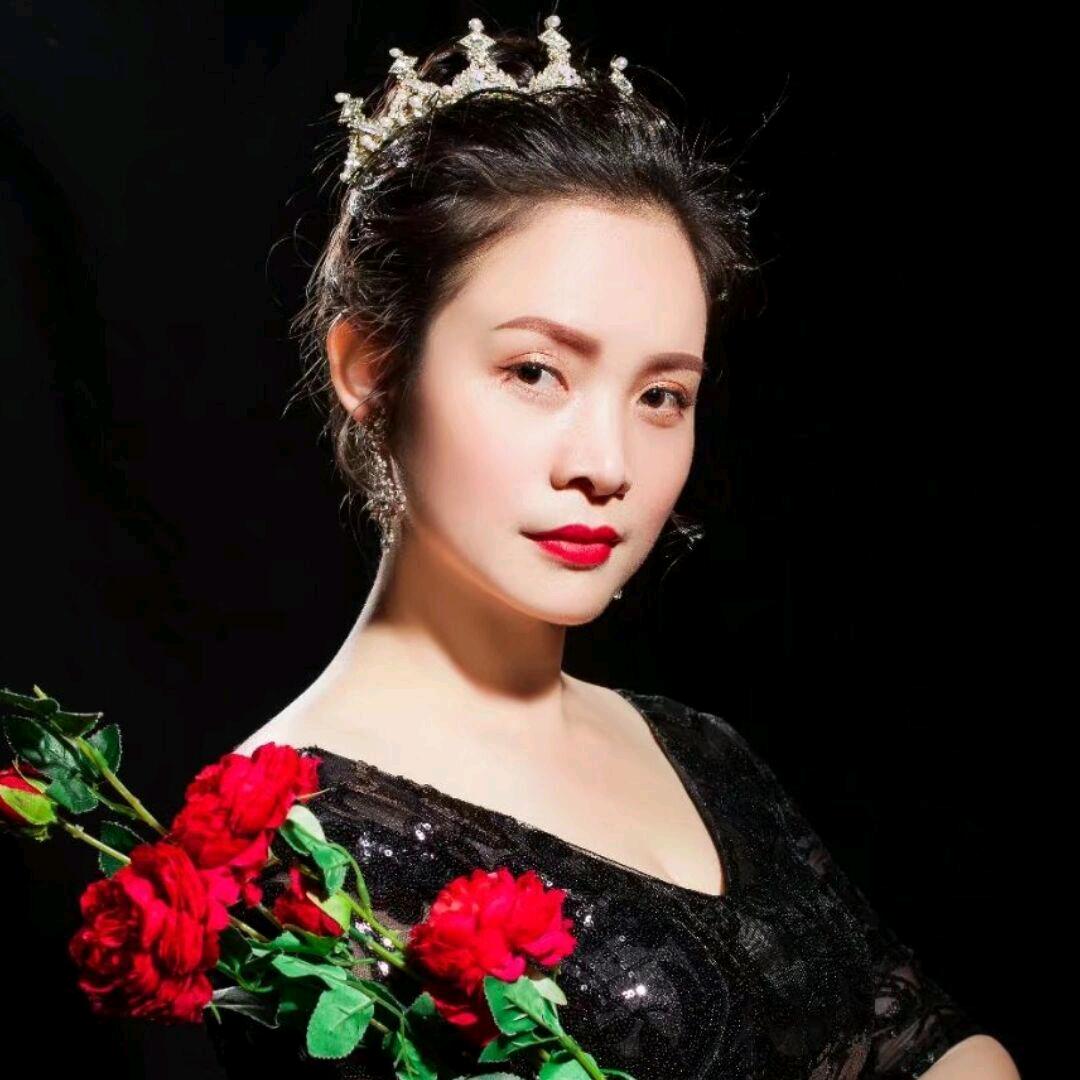 形体管理王美臻