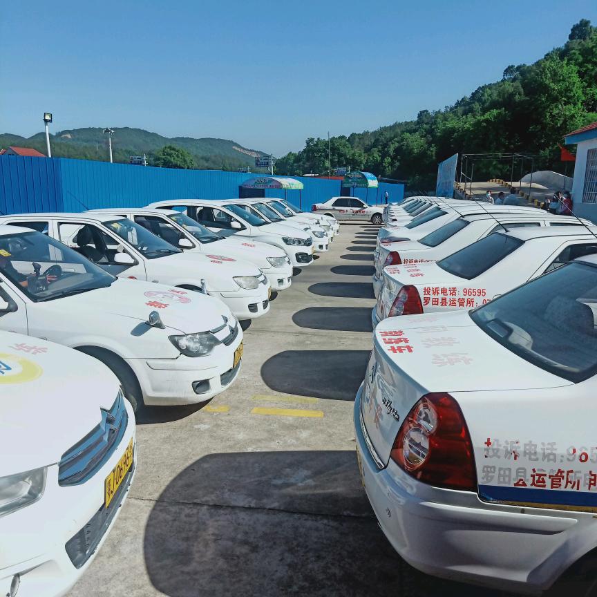 华联驾校李教练