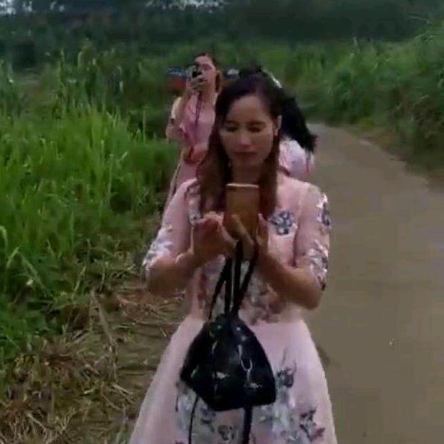 想起往事的朋友