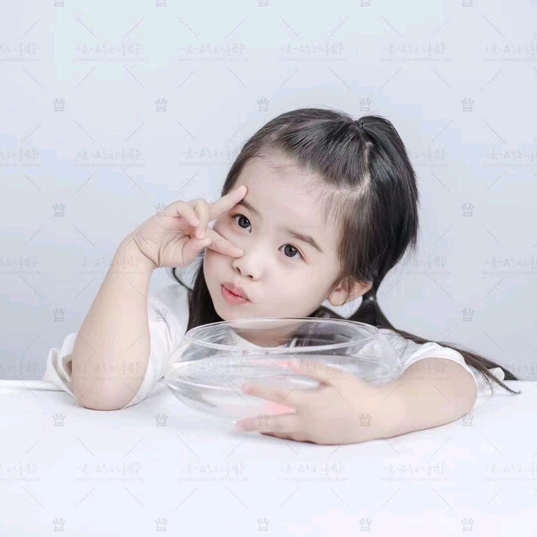 沈丘县小虎一森专业儿童摄影店