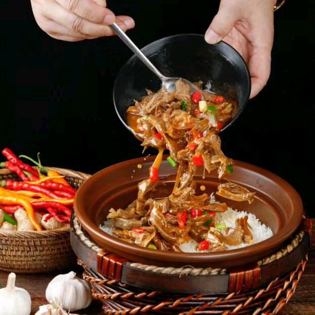 红蚂蚁紫砂煲拌饭官方号