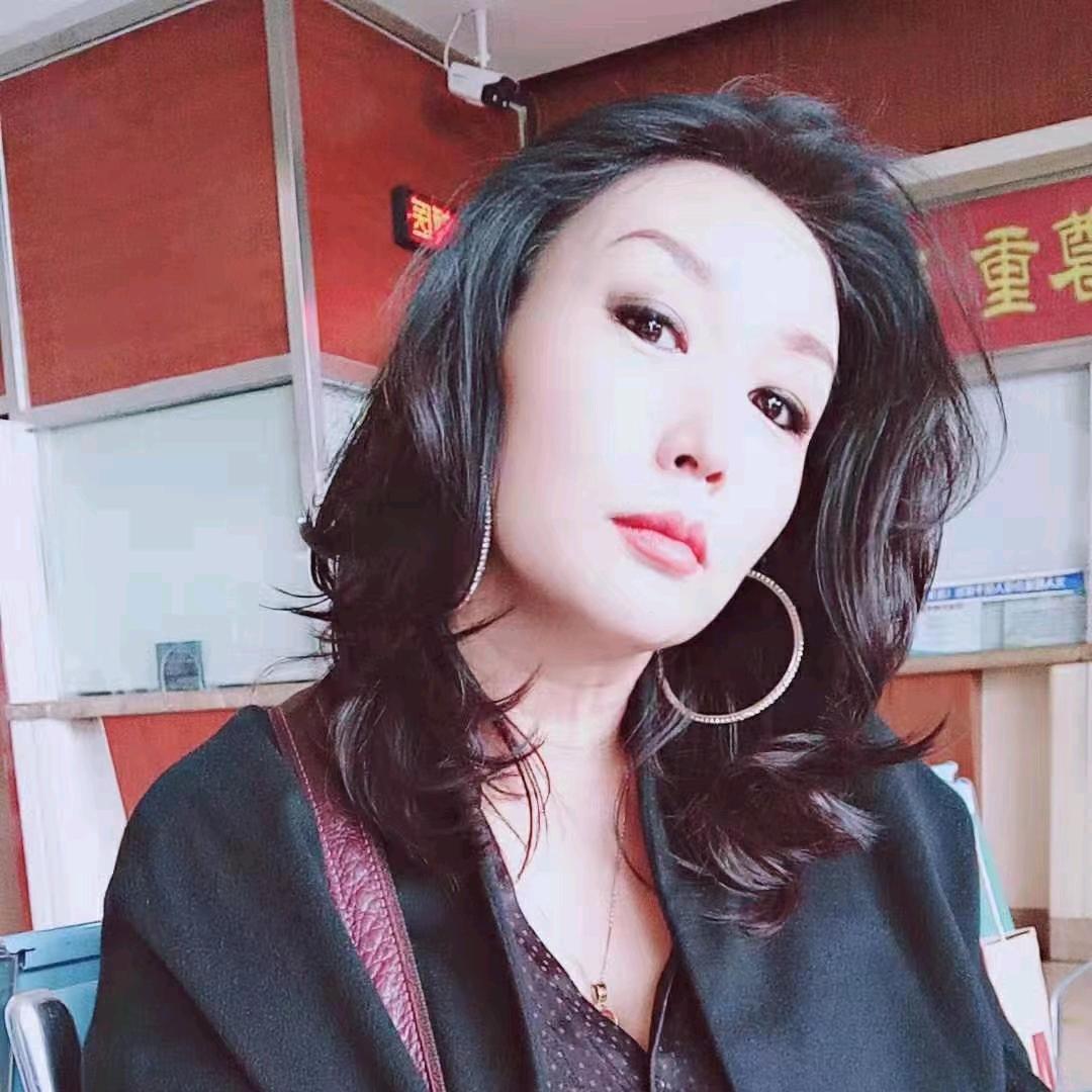 草原上的姑娘
