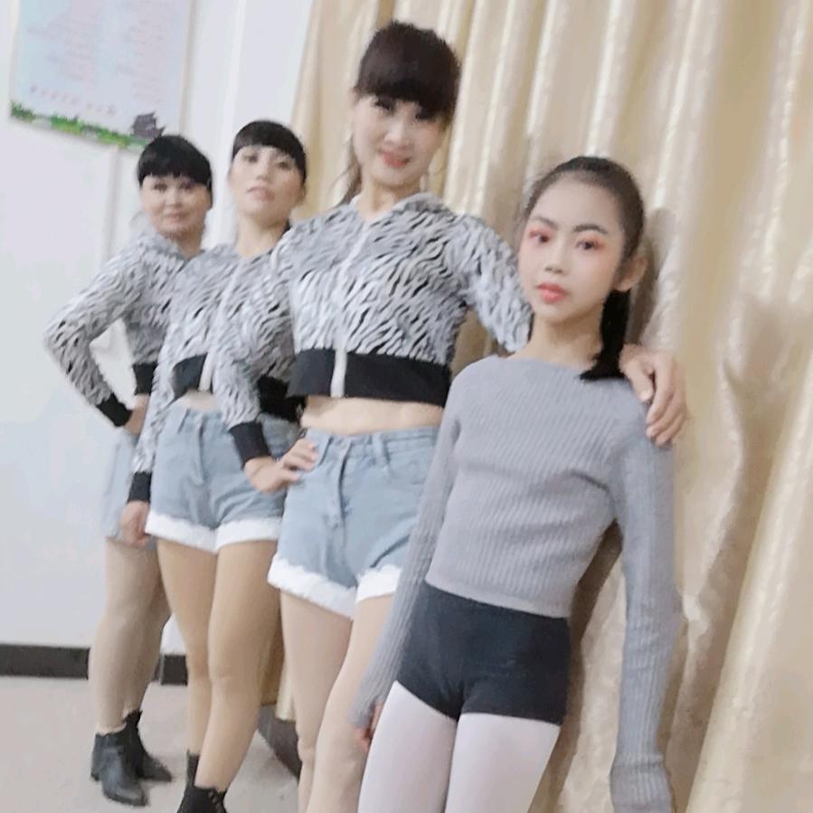 茅店镇追梦艺术团：妩媚