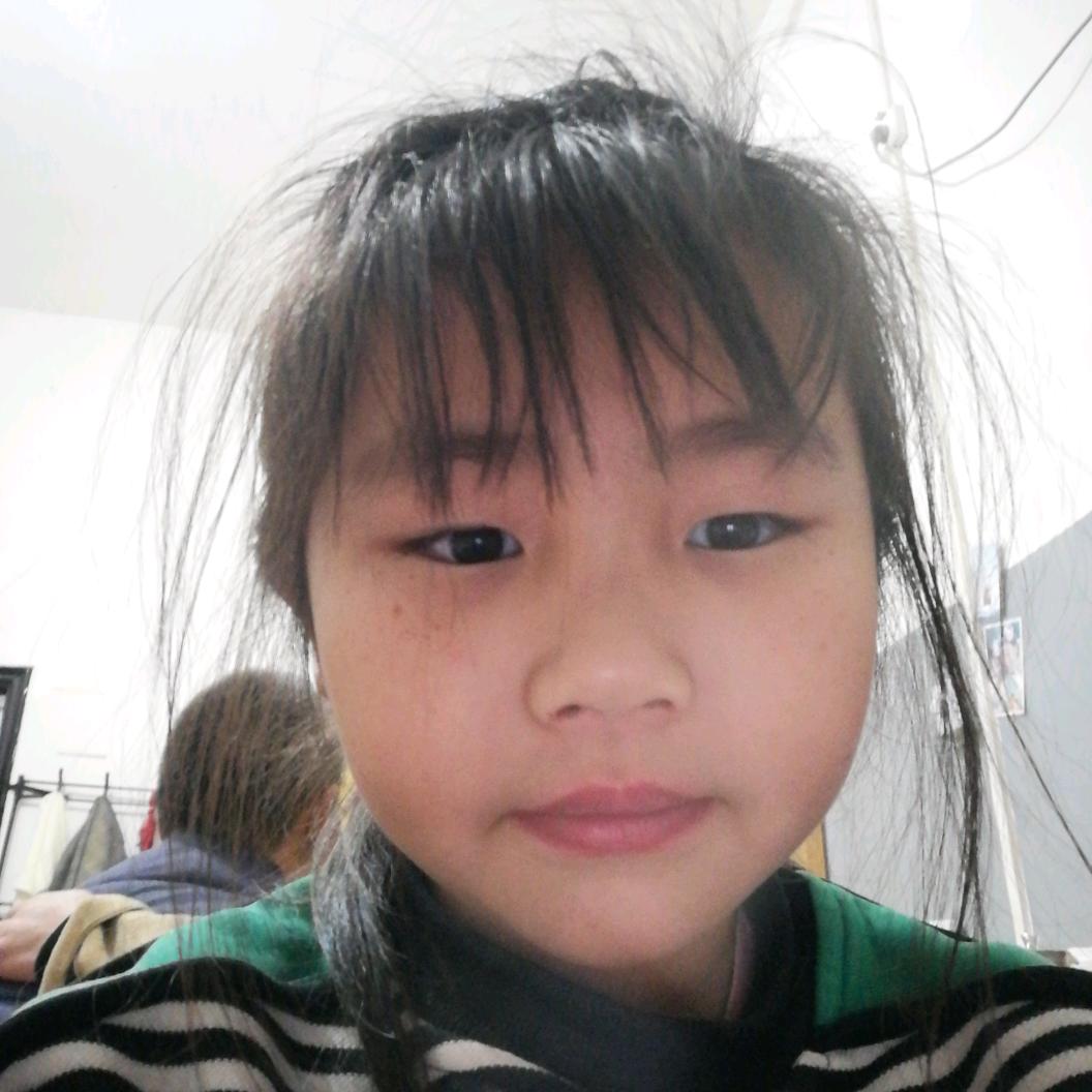 开心快乐每一天❤️👨‍👩‍👧☁️?