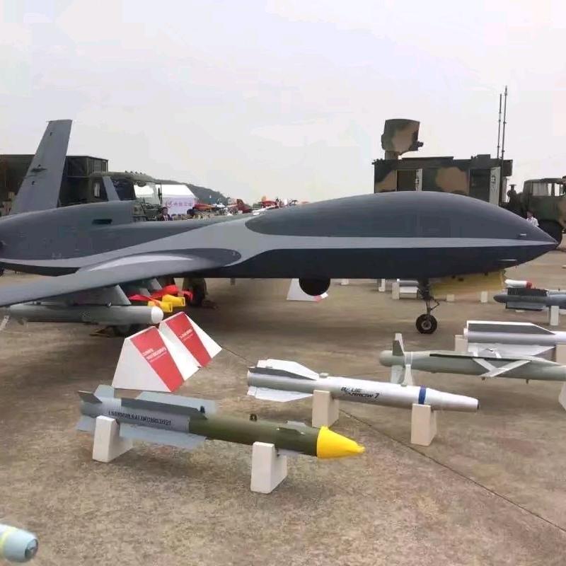 专业收购航母.核弹头