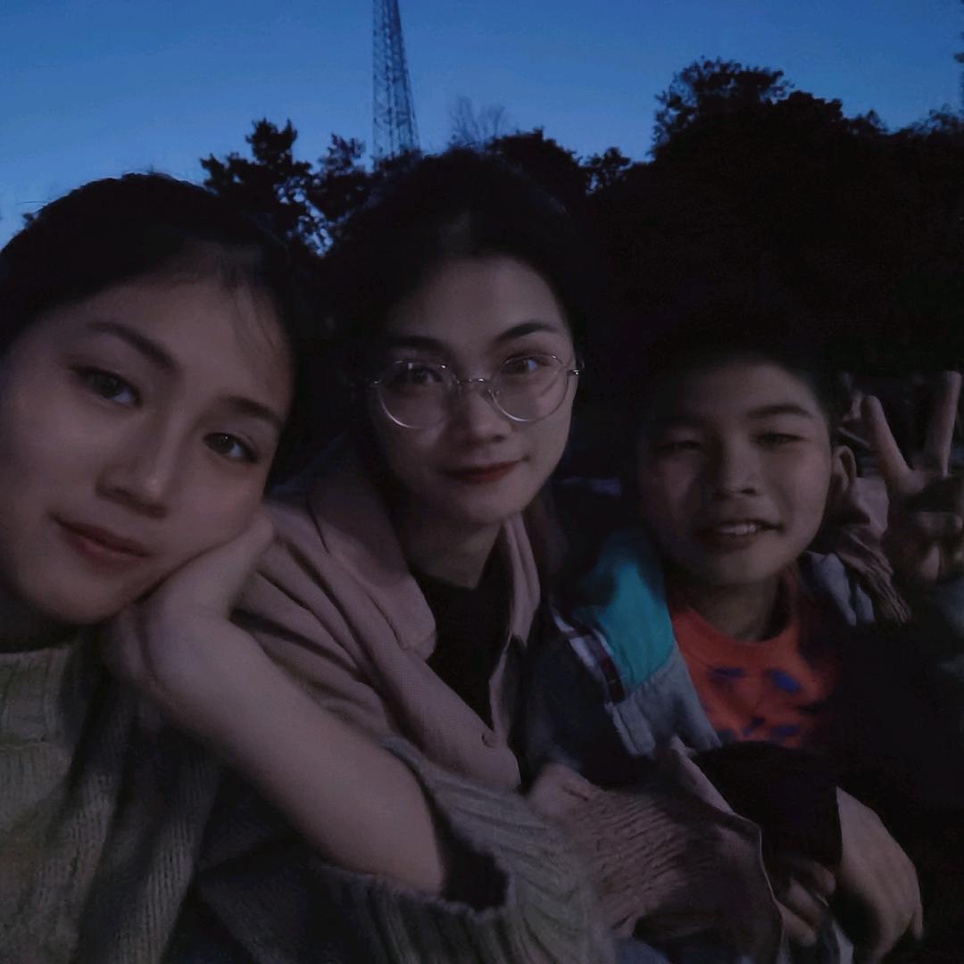 回龙社会车站冷冻商行