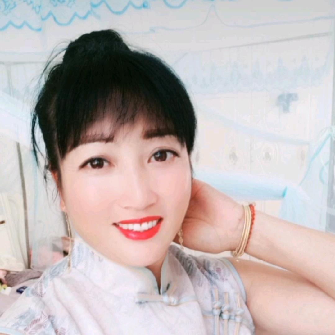 兴义莉姐网红花灯：主持人岑莉