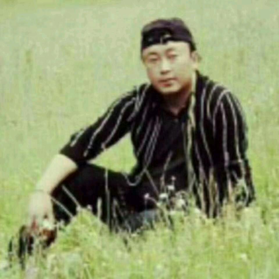 扎次。