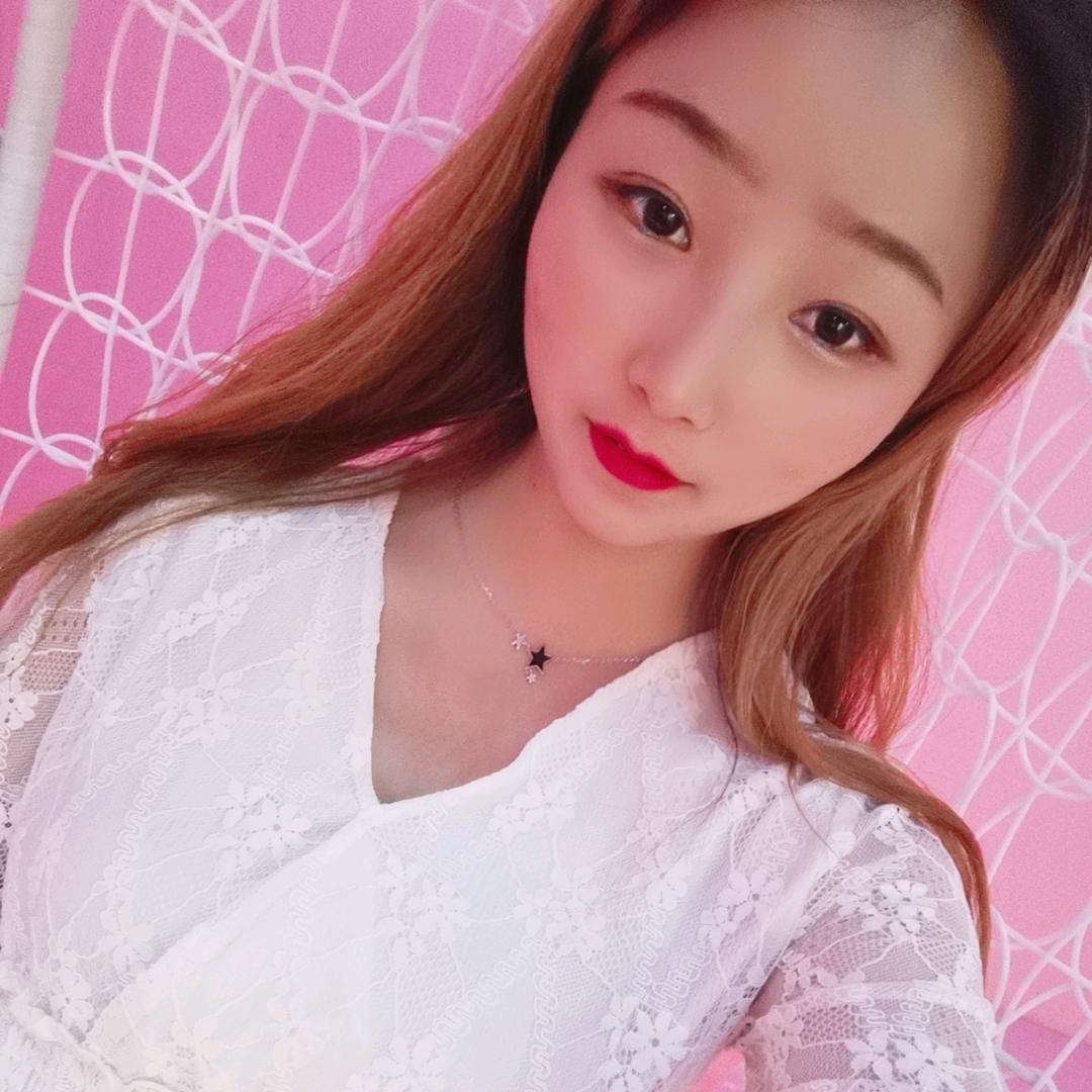 小啊慧.