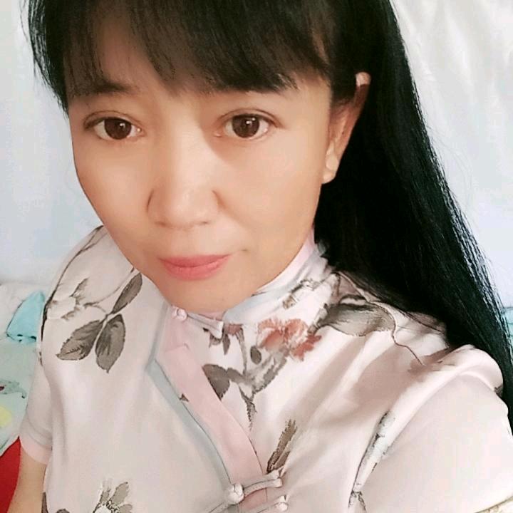 高价回收废旧木材。