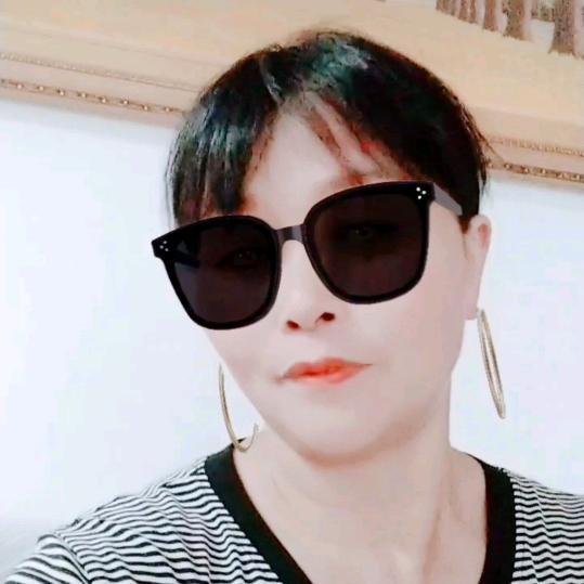 开心大姐