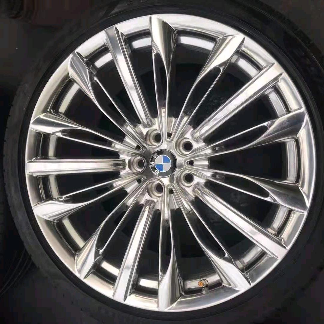 一龙拆车轮毂轮胎