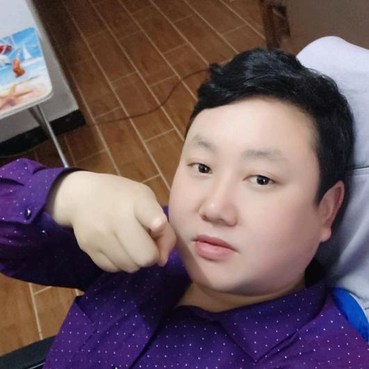 应洪哥