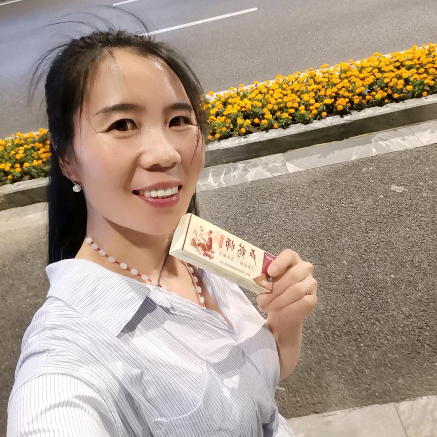 开心的雪花🎖🏅