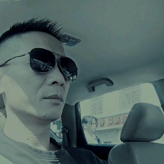 在路上🎣