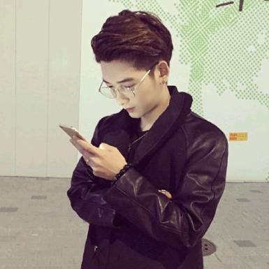 90后小伙！啥都费一点