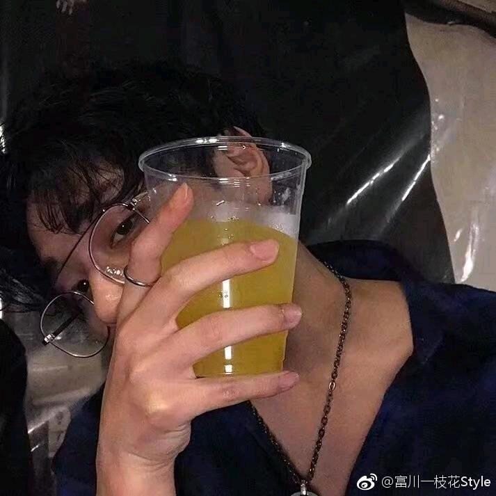 反方向的钟