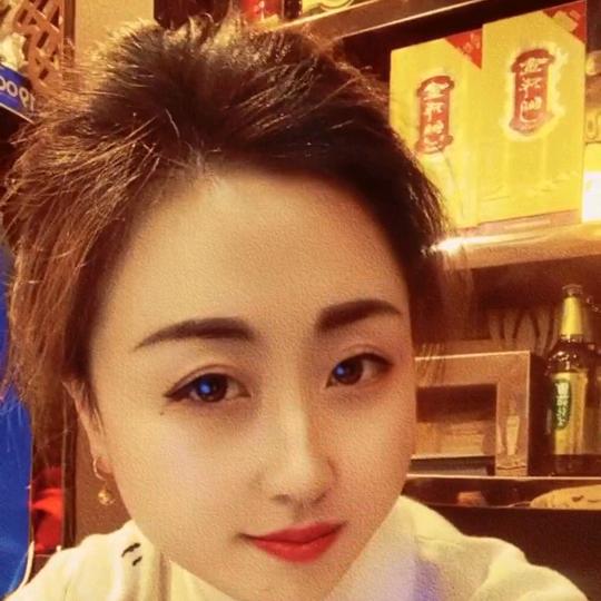 斓亭权艳