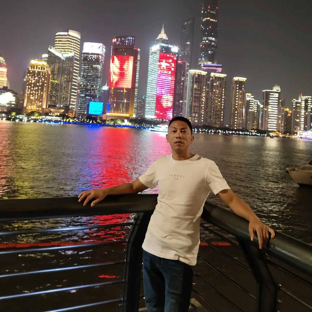 ♥德行(｡￫v￩｡)天下♥