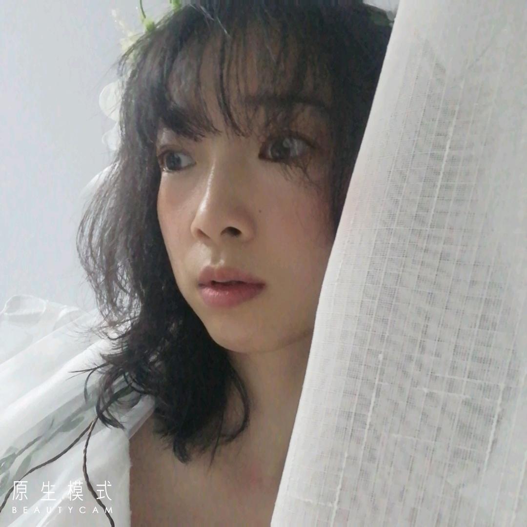 丫，白桃乌龙茶酥。