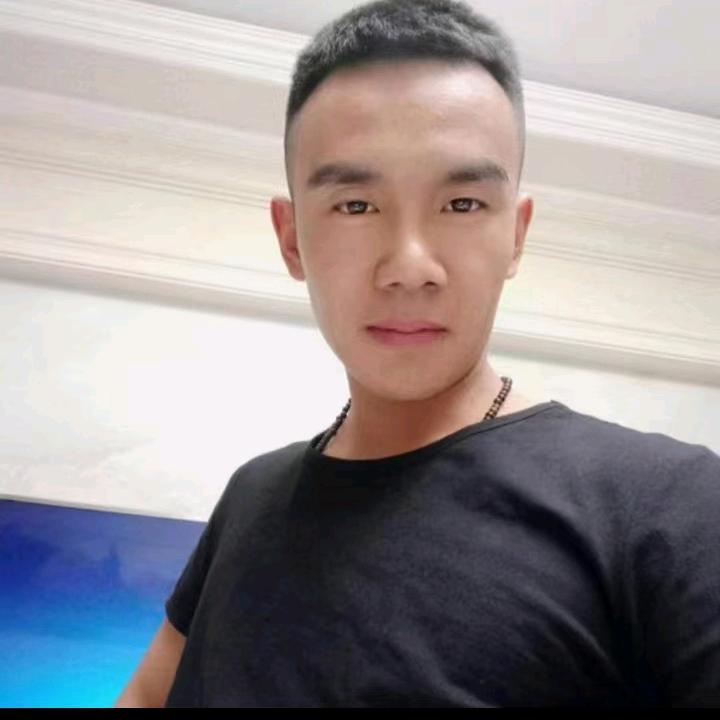小杨🤜
