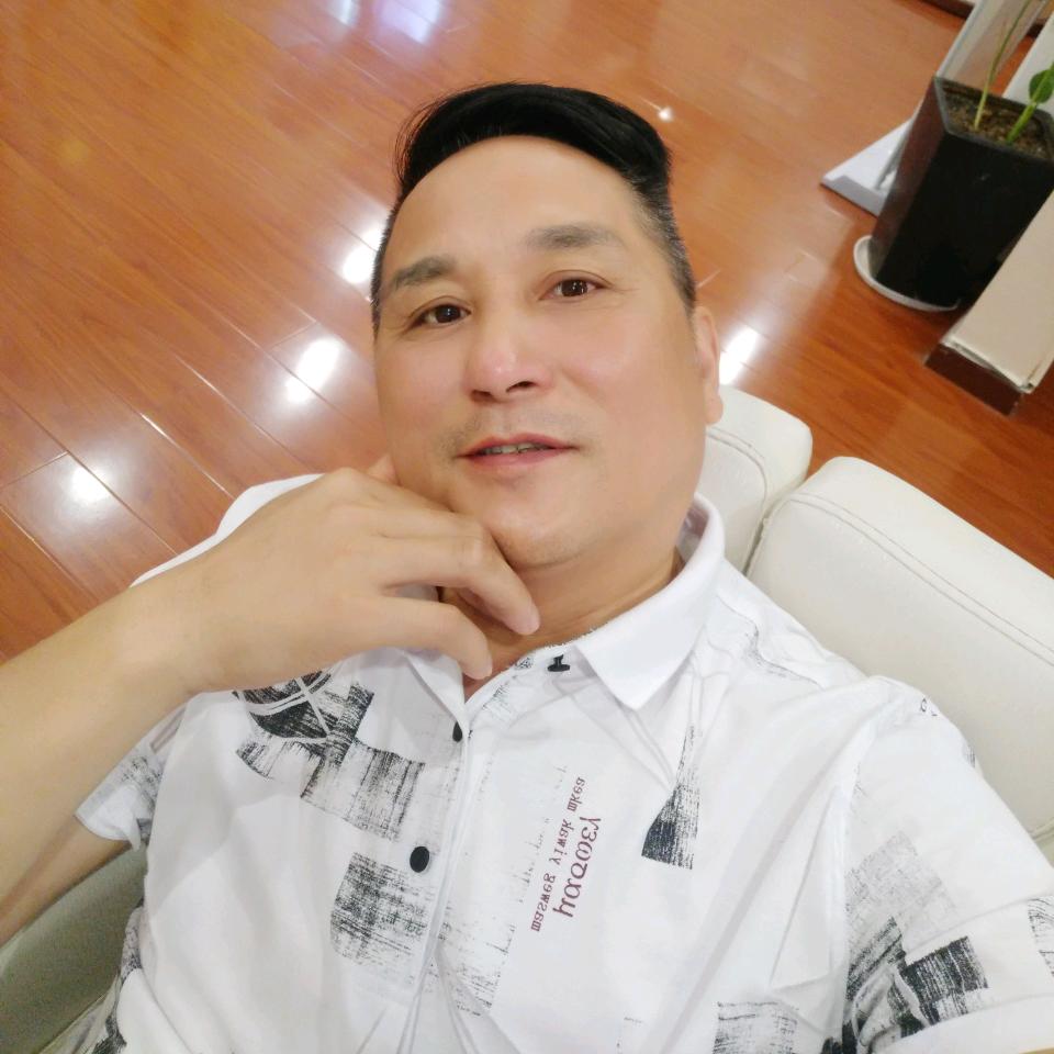 斜杠大叔