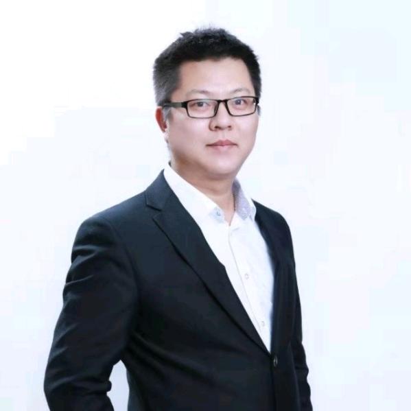 丹尼斯教主