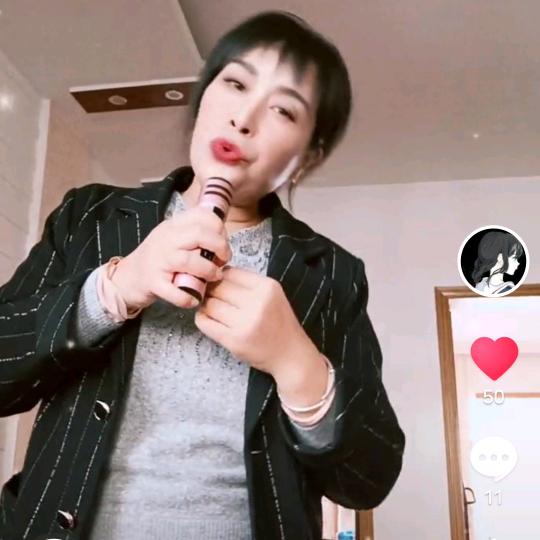 快乐的四小姐