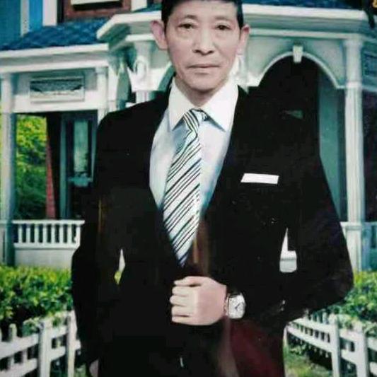 ( っ'-')╮ =͟͟͞͞🏀华