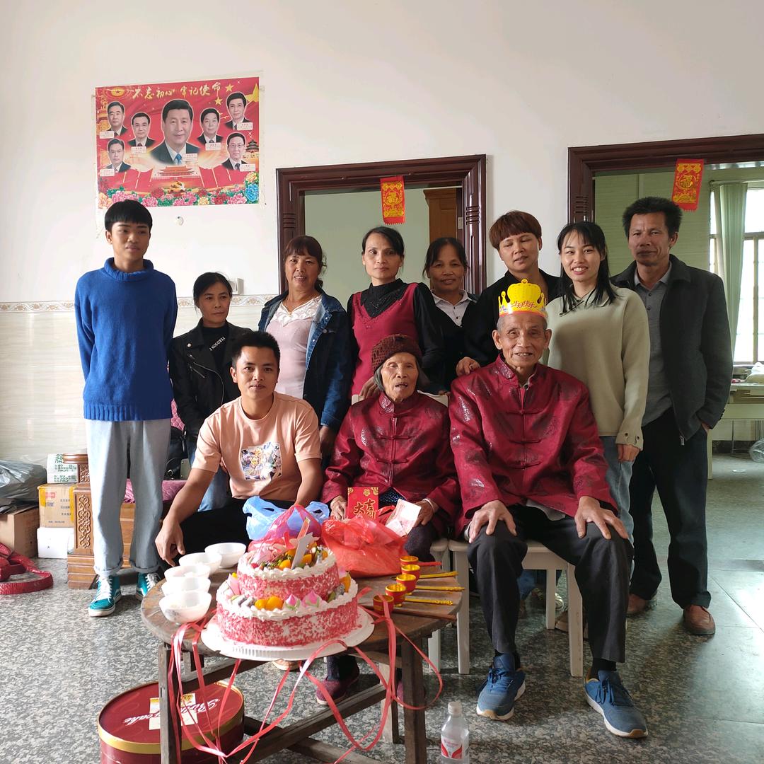 小灰狼
