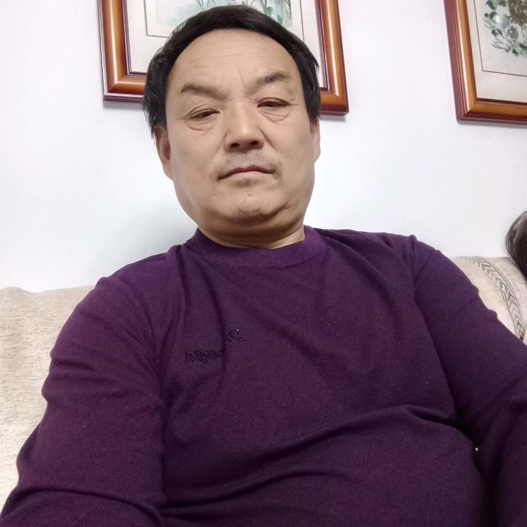 红旗飘飘