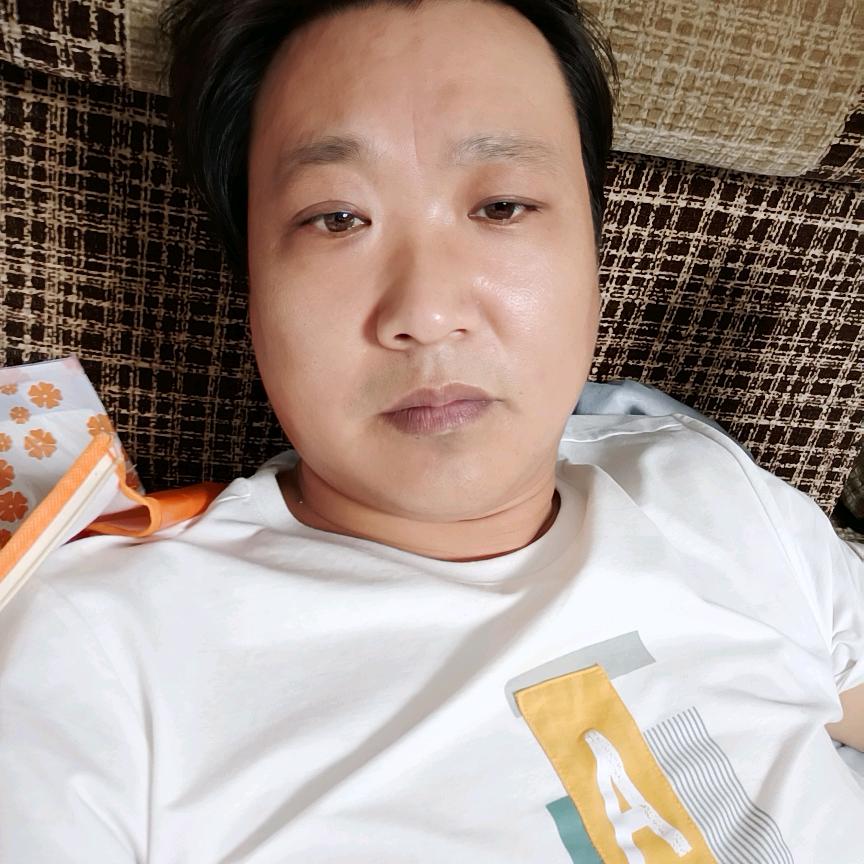 王鑫