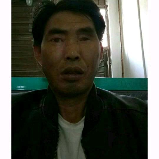 熊哥是个盲人，请你们相信我一定会好起来的